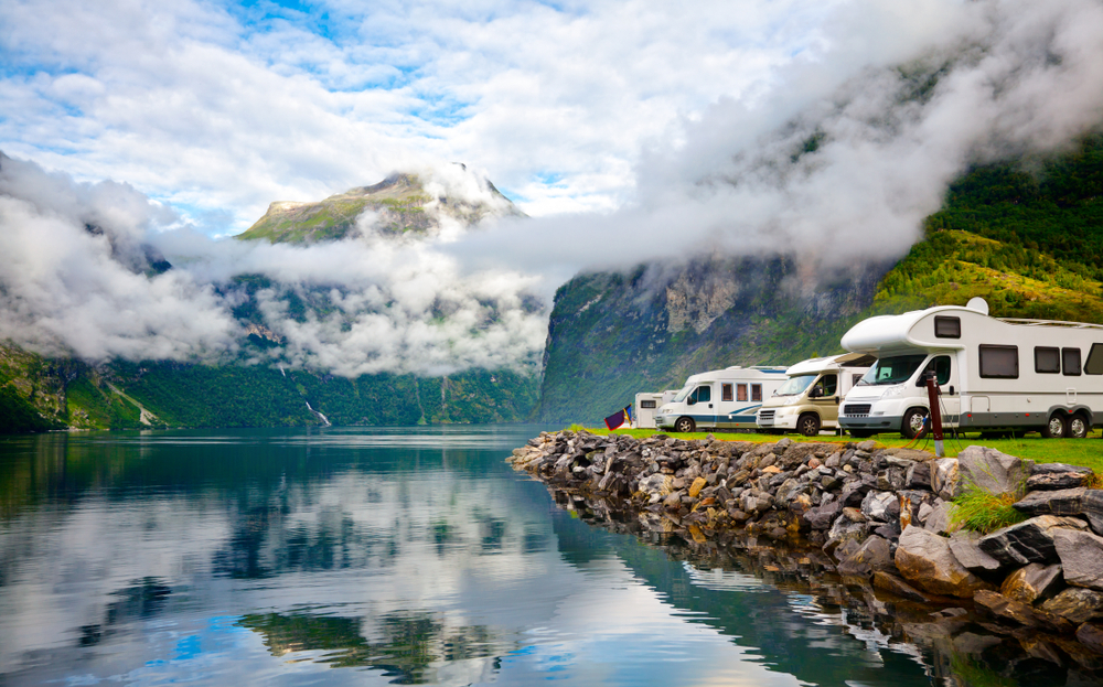 Voyage en camping-car ou en caravane : avantages et inconvénient de chacun